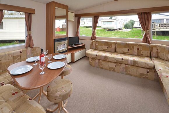 Bronze  3 Caravan (sleeps 6) - Brynteg Country and Leisure Retreat, Llanrug