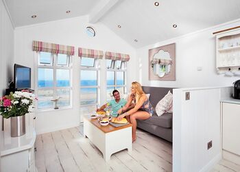 Wrinklewood Premier Sea View - Beach Cove Coastal Retreat, Hele Bay, Ilfracombe