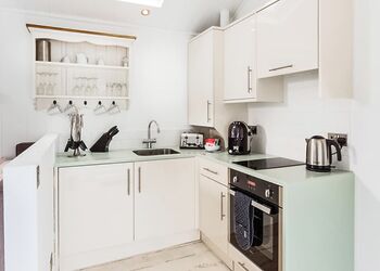 Wrinklewood Premier Sea View - Beach Cove Coastal Retreat, Hele Bay, Ilfracombe