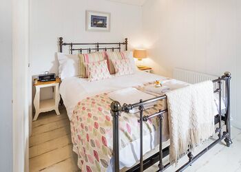 Wrinklewood Premier Sea View - Beach Cove Coastal Retreat, Hele Bay, Ilfracombe