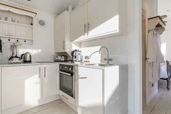 Cairnwood - Beach Cove Coastal Retreat, Hele Bay, Ilfracombe