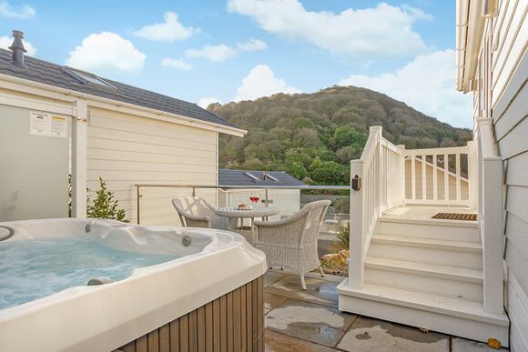 Cairnwood Premier - Beach Cove Coastal Retreat, Hele Bay, Ilfracombe