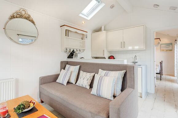 Cairnwood Sea View - Beach Cove Coastal Retreat, Hele Bay, Ilfracombe