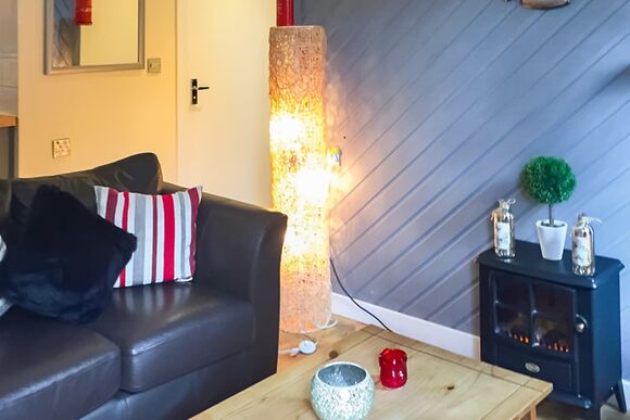 Beech Lodge (No Hot Tub) - Beech Hedge, Cargill