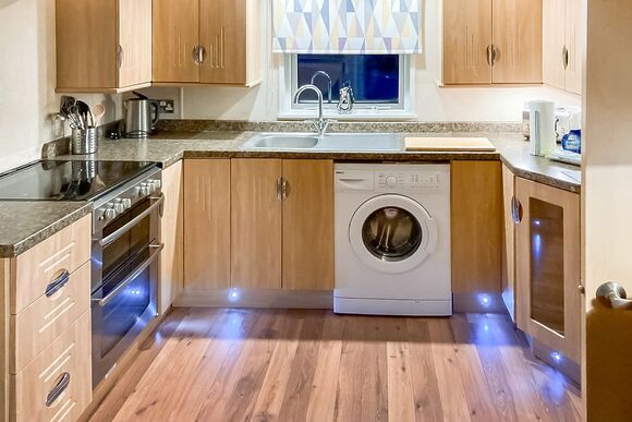 Willow Lodge - Beech Hedge, Cargill