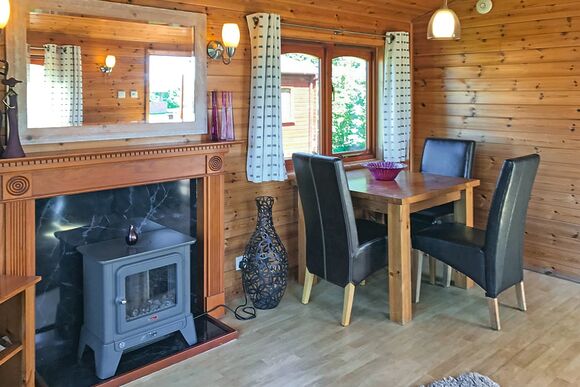 Finch - Beechwood Park, Elvaston