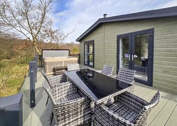 Fell View 6 Hot tub - Bowland Escapes, Chipping