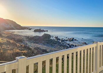 Bute Lodge with Hot Tub - Bennane Shore Holiday Park, Lendalfoot