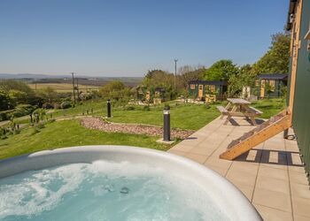 Wheal Premier Shepherd Hut - Beacon Shepherd Huts, St Agnes