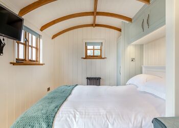 Wheal Premier Shepherd Hut - Beacon Shepherd Huts, St Agnes