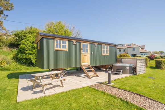 Wheal Premier Shepherd Hut - Beacon Shepherd Huts, St Agnes