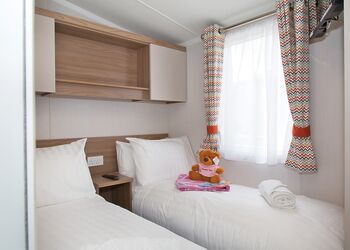 Gold 4 Hot Tub Caravan - Beverley Park, Paignton