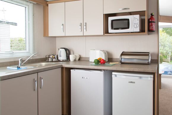 Gold 4 Hot Tub Caravan - Beverley Park, Paignton