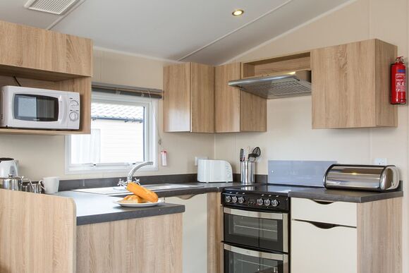 Torquay 6 Pet - Beverley Park, Paignton