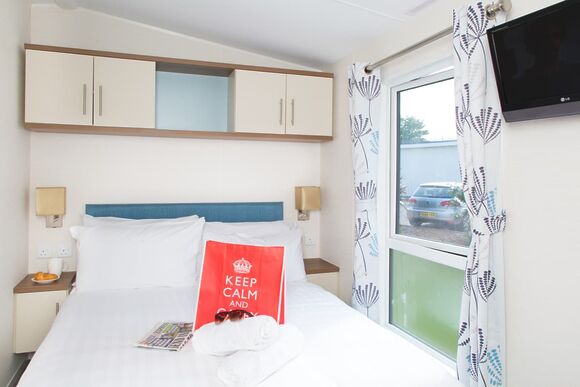 Torbay 8, Torquay 6 Caravan - Beverley Park, Paignton