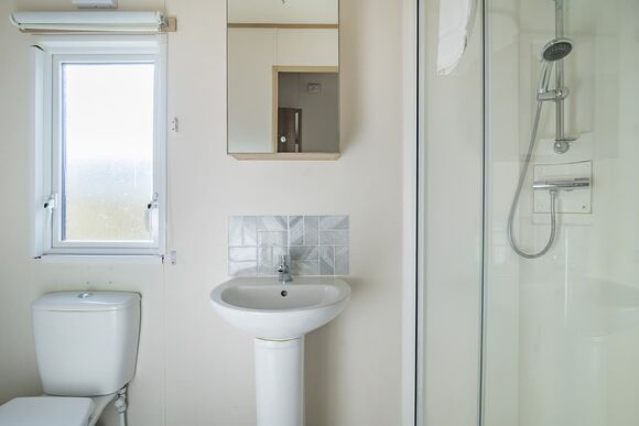 Classic One Bedroom - Bucklegrove Holiday Park, Cheddar,