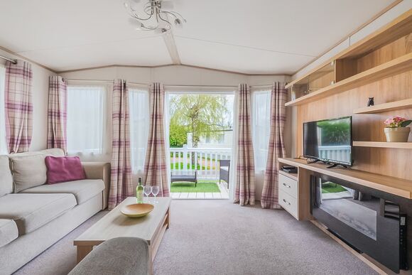 Signature Three Bedroom - Bucklegrove Holiday Park, Cheddar,