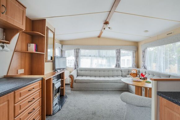 Comfort Two Bedroom (Pet friendly) - Bucklegrove Holiday Park, Cheddar,