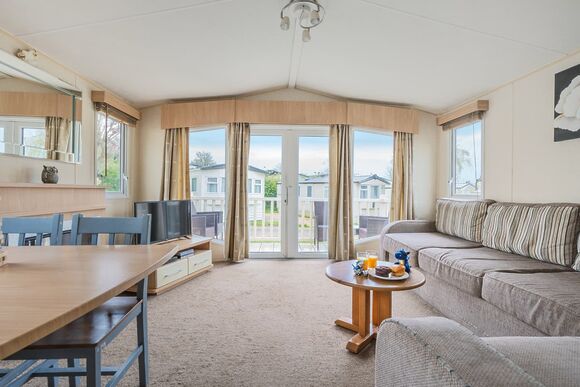 Comfort Three Bedroom (Pet friendly) - Bucklegrove Holiday Park, Cheddar,