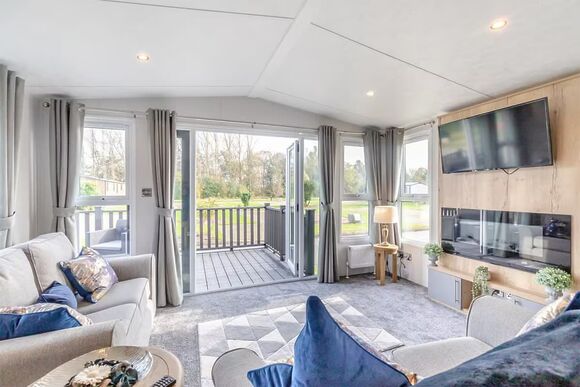 Chestnut (Pet) - Beverley Holiday Park, Beverley