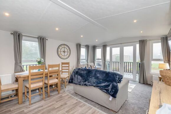 Chestnut (Pet) - Beverley Holiday Park, Beverley