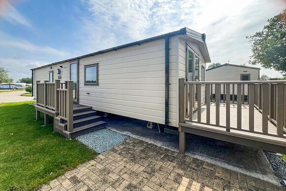 Cedar (Pet) - Beverley Holiday Park, Beverley