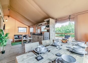 Safari 5 - Blue Hills Holiday Park, St Agnes