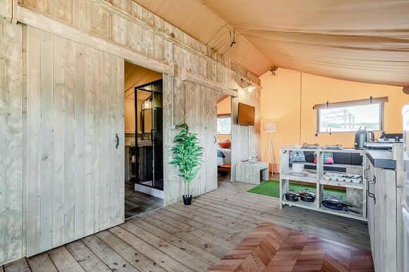 Safari 5 - Blue Hills Holiday Park, St Agnes