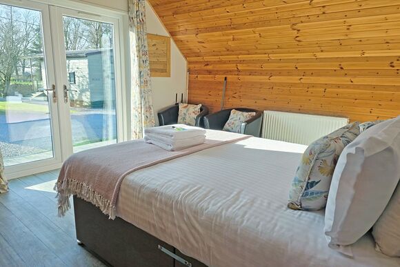 Country Pod 2 - Bainbridge Ings, Hawes,