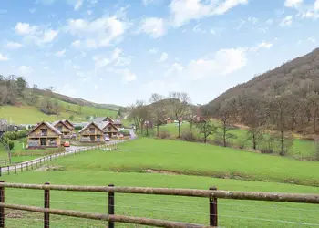 Black Hall Lodges, Knighton