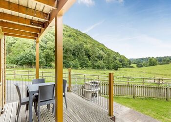 Inari Lodge - Black Hall Lodges, Knighton