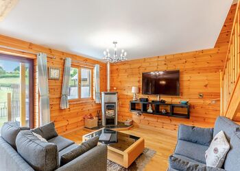 Inari Lodge - Black Hall Lodges, Knighton