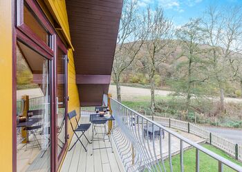 Helsinki Lodge - Black Hall Lodges, Knighton