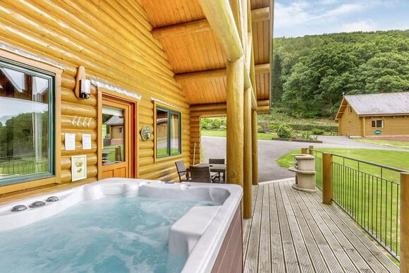 Michigan Lodge - Black Hall Lodges, Knighton