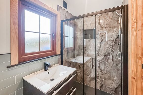 The Shepherds Hut - Black Hall Lodges, Knighton