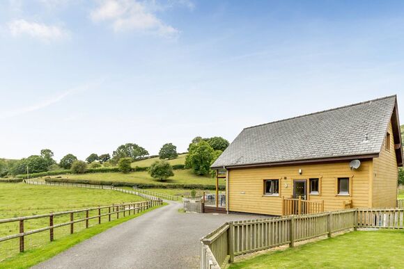 Inari Lodge - Black Hall Lodges, Knighton