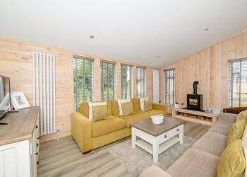 Signature Spa Five Pet - Hornbeam Country Park, Honiton