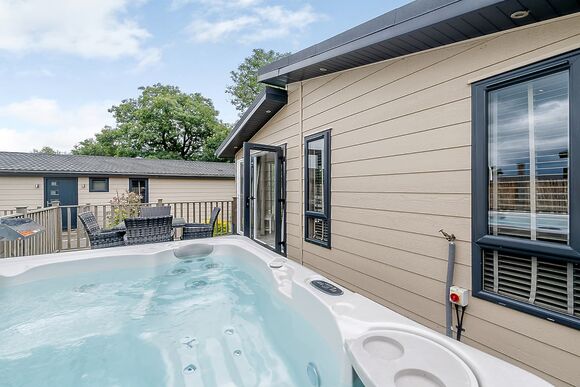 Signature Spa Five Pet - Hornbeam Country Park, Honiton