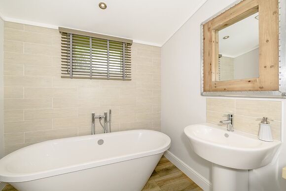 Signature Spa Five Pet - Hornbeam Country Park, Honiton