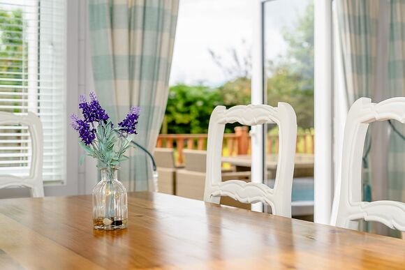 Signature Spa Pet - Hornbeam Country Park, Honiton