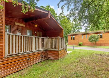 Juliet Lodge 27 - Bluewood Lodges, Cotswolds