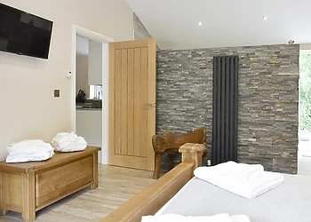 Samhach Lodge