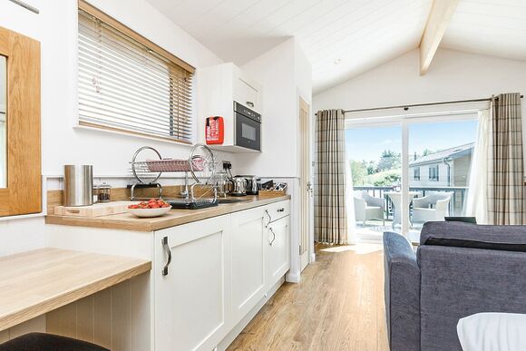 Norland - Bath Mill Lodge Retreat, Newton Saint Loe, Nr Bath