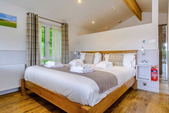 Norland - Bath Mill Lodge Retreat, Newton Saint Loe, Nr Bath