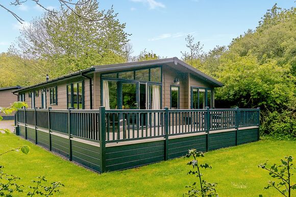 Netherfield Lodge - Bath Mill Lodge Retreat, Newton Saint Loe, Nr Bath