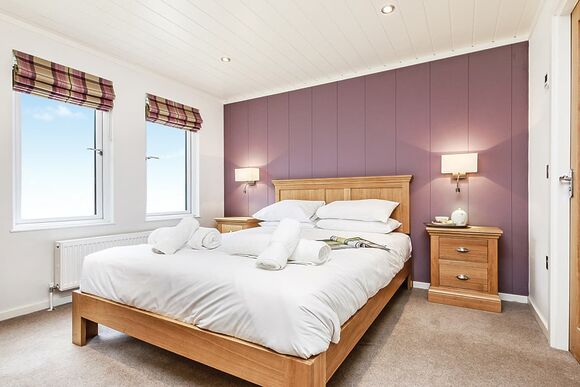 Netherfield Lodge - Bath Mill Lodge Retreat, Newton Saint Loe, Nr Bath