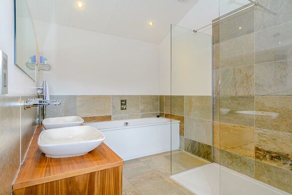 Delaford Suite - Bath Mill Lodge Retreat, Newton Saint Loe, Nr Bath