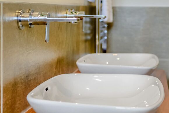 Delaford Suite - Bath Mill Lodge Retreat, Newton Saint Loe, Nr Bath