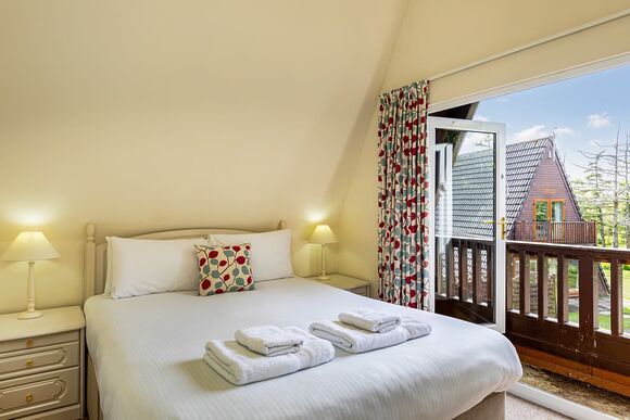 Villa 2 Pet Friendly - Bodmin Holiday Park, Bodmin