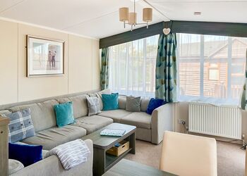 Country holiday home 4 VIP Spa, Country Holiday Home Platinum Four - Bossiney Bay, Tintagel